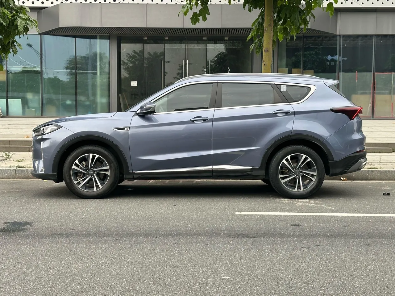 Jetour 2021 X70 PLUS 1.5T Mountain 5 Automatic Gear 3