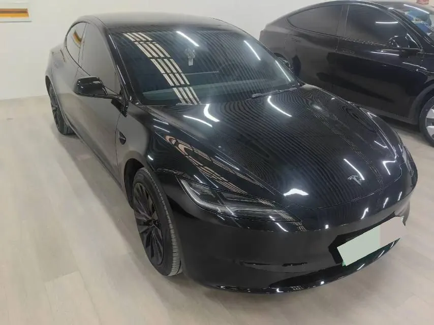 Tesla 2023 Model 3 Rejuvenation Edition Rear Wheel Drive Automatic Transmission 2