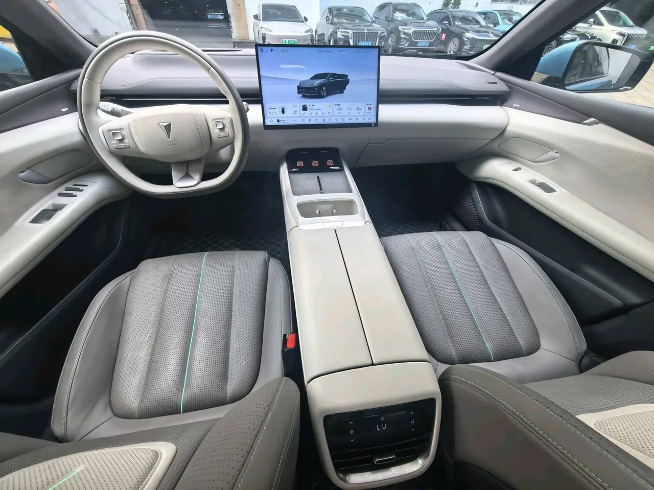 ChangAn Deepal 2025 L 07 230Ultra Dry Kun Smart Drive ADS SE Range-extended Automatic Gear 5