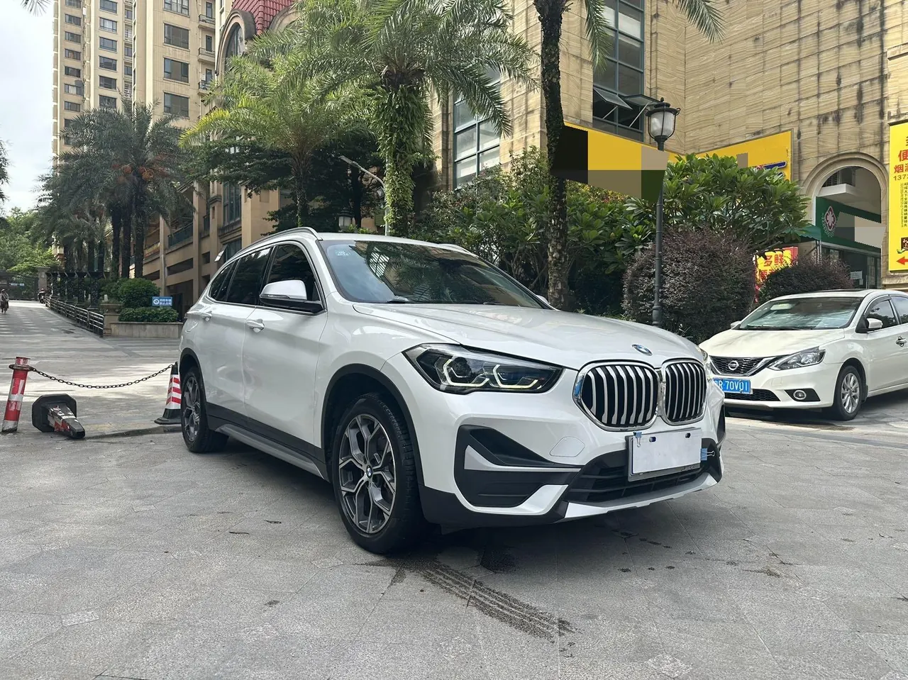 BMW 2022 X1 sDrive20Li 1.5T fashion automatic gear 2