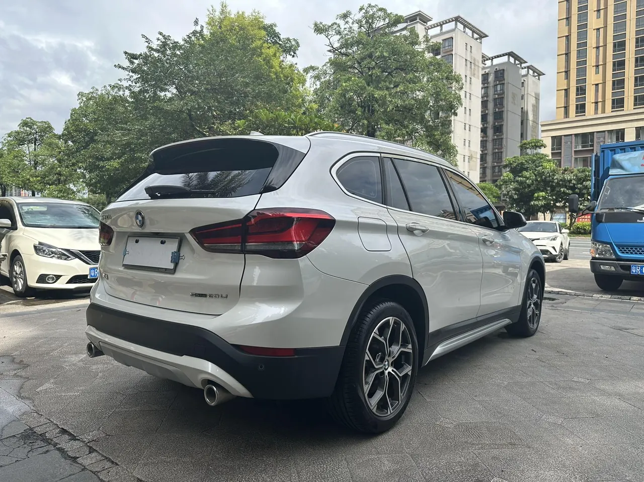 BMW 2022 X1 sDrive20Li 1.5T fashion automatic gear 8