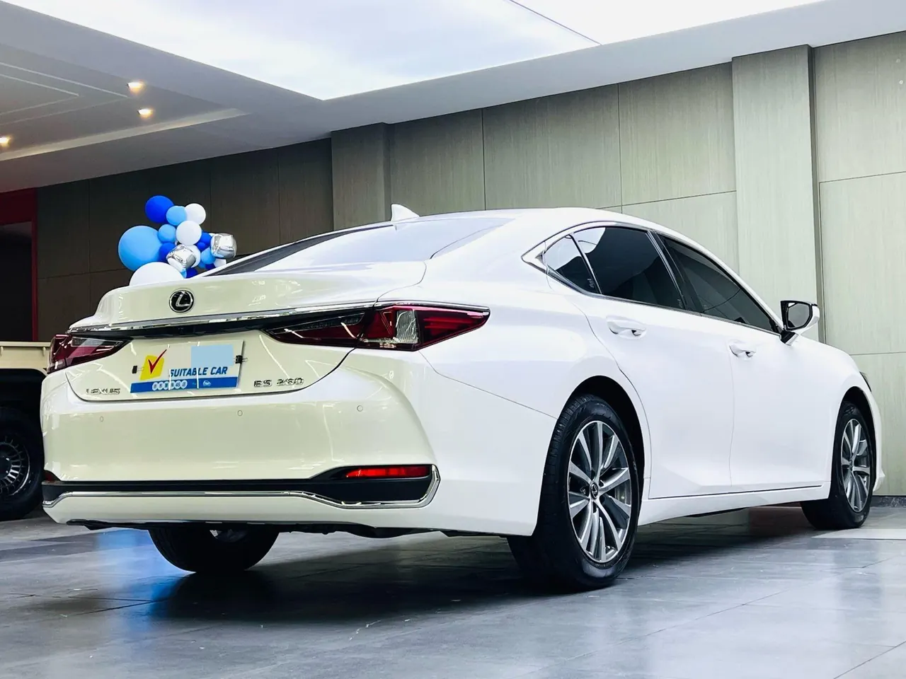 Lexus ES (Imported) 2020 ES200 2.0 Stepless Premium Edition Automatic Gear 8