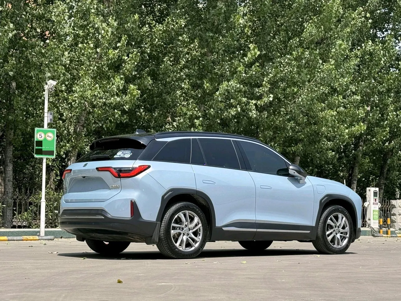NIO 2020 ES 6 430KM Performance Edition Automatic Gear 4