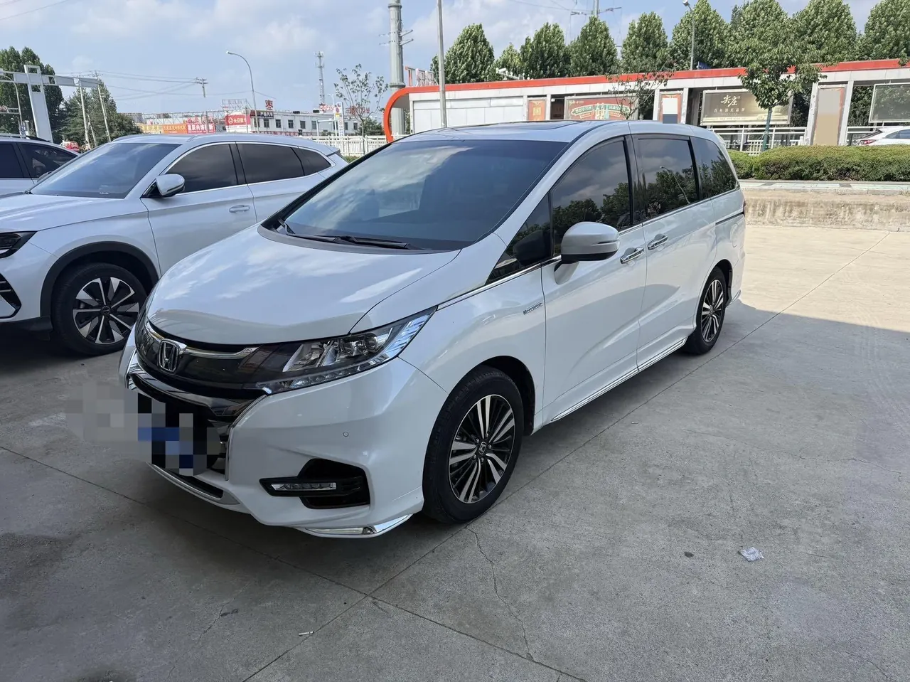 Open image lightbox: Honda 2021 Odyssey Hybrid 2.0 Stepless Sharp Premium Edition Automatic Gear