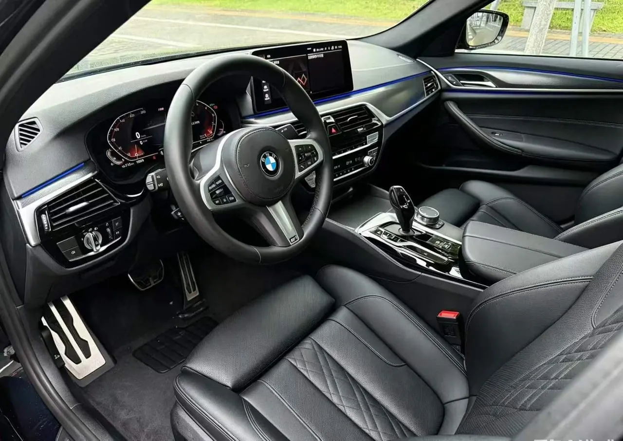 BMW 5 Series (Imported) 2022 525i 2.0T M Sports Suit (Modified 2) Automatic Gear 5