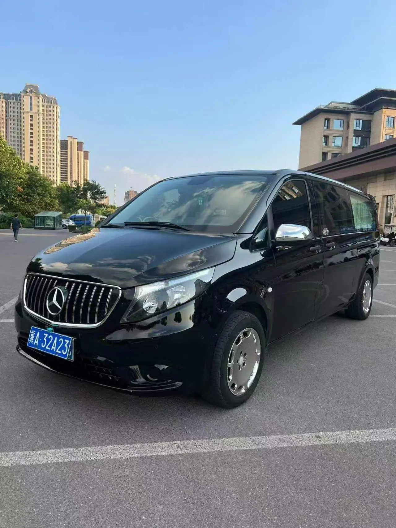 Open image lightbox: Mercedes Benz 2021 Vito 2.0T Business Edition 7-seat Automatic Gear