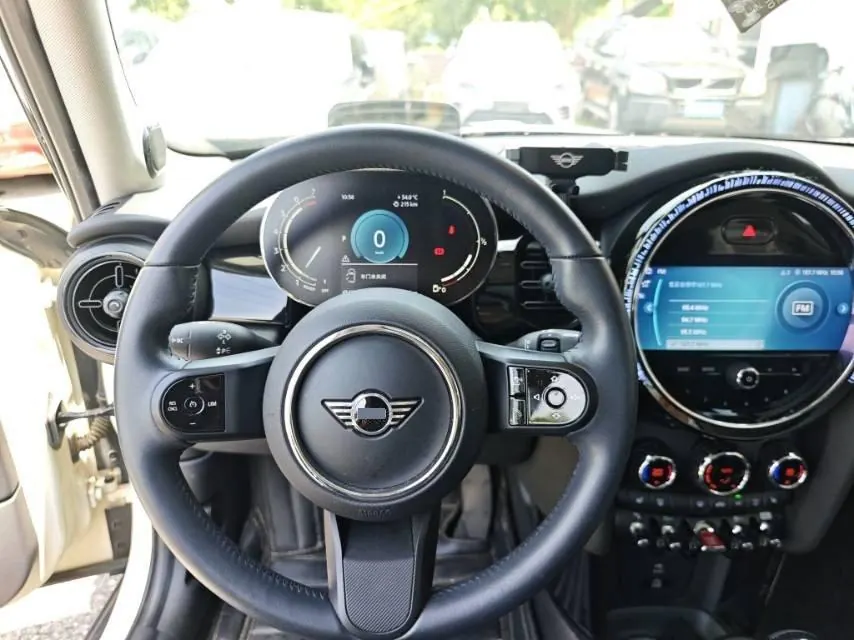 MINI Mini 5-Door (Imported) 2023 Mini Cooper 1.5T Artist Automatic Gear 9