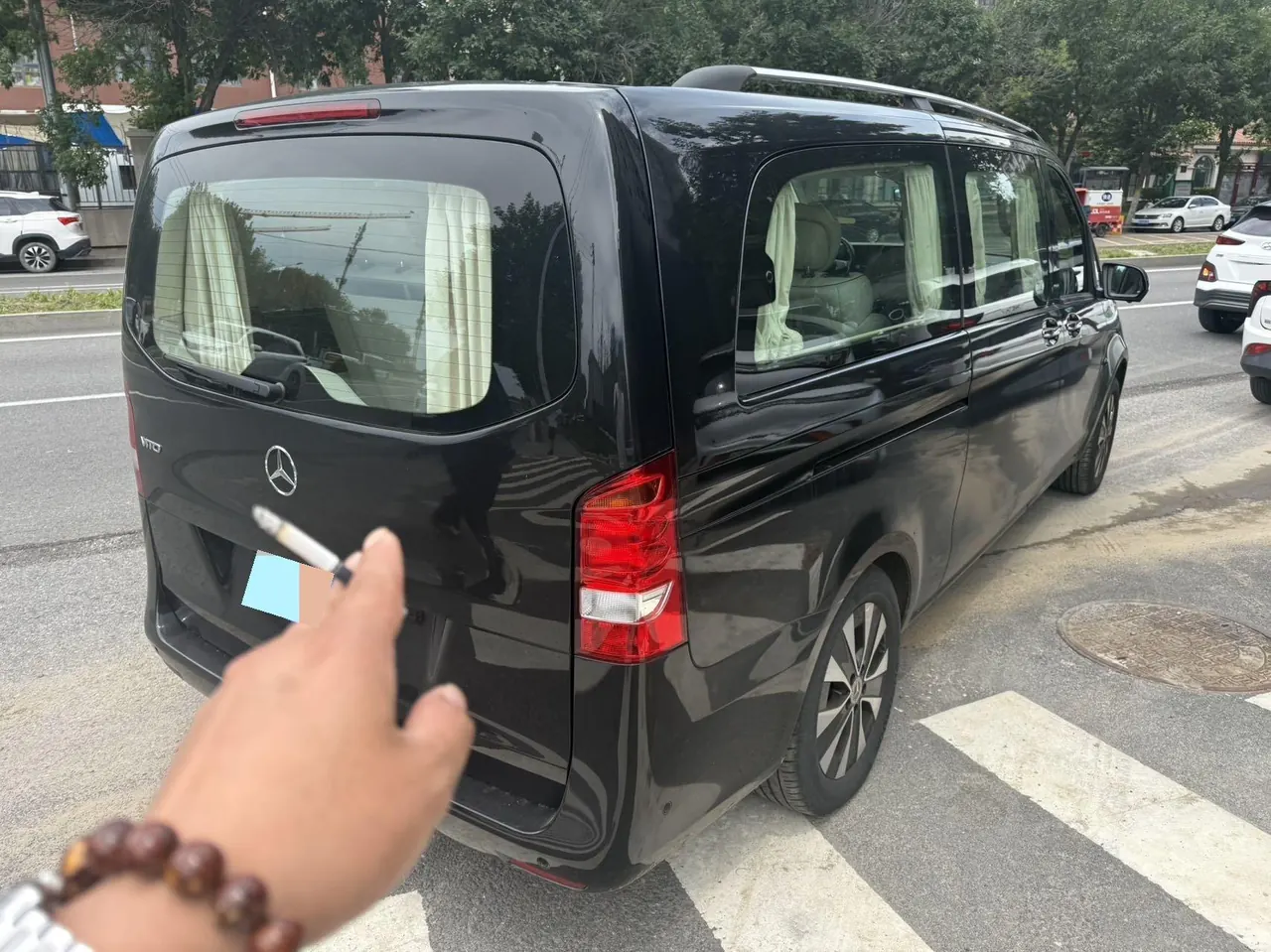 Mercedes Benz 2021 Vito 2.0T Elite Edition 7-seat Automatic Gear 4