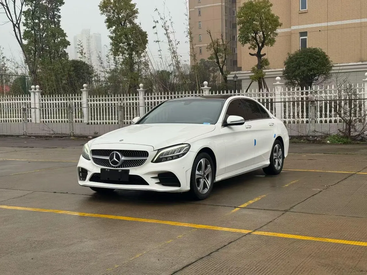 Mercedes Benz Class C 2021 C 260 L 48V 1.5T Sports Edition Automatic Gear - View 1