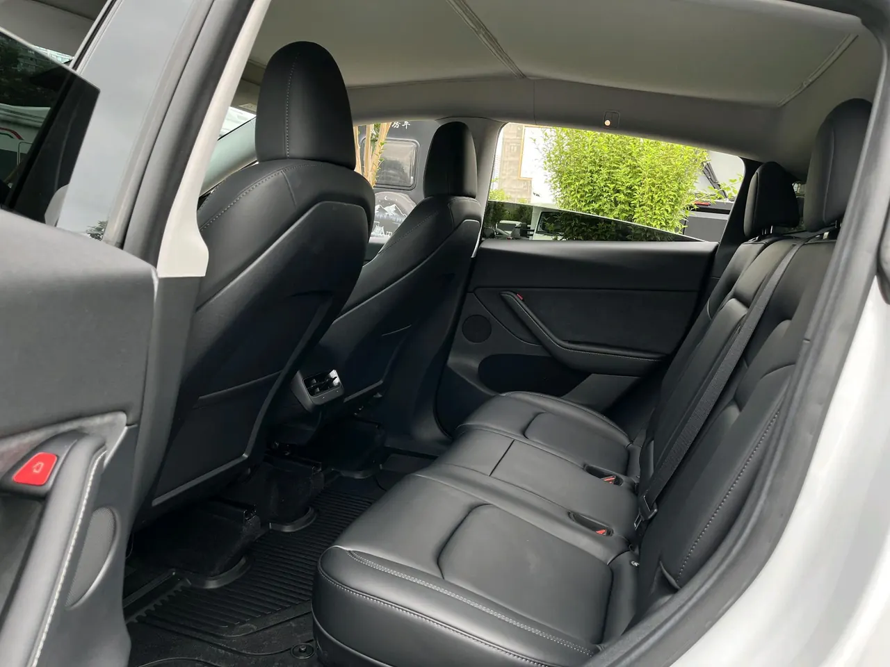 Tesla 2022 Model Y rear-wheel drive version (facelift) automatic gear 3
