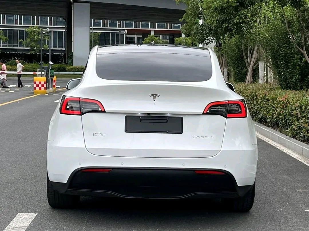 Tesla 2022 Model Y rear-wheel drive version (facelift) automatic gear 8