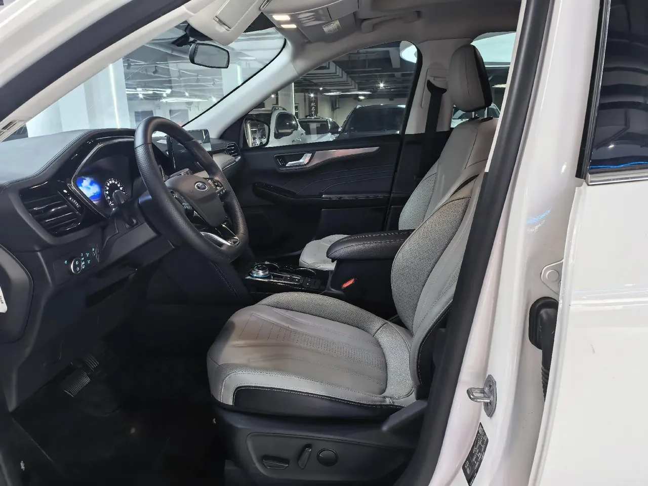Ford 2020 Sharp 2.0T EcoBoost 12250.00g Drive Yao Enjoy Automatic Gear 7
