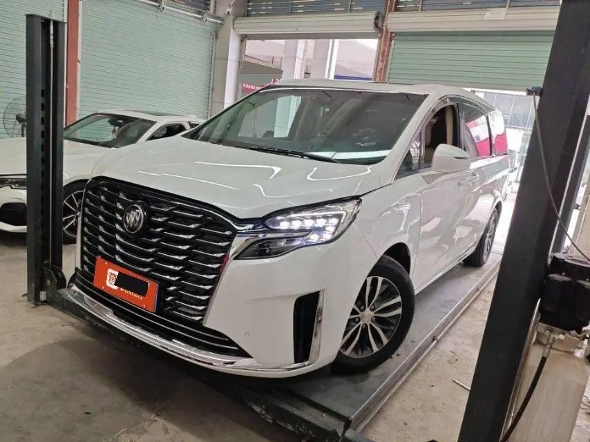 Buick 2023 GL8 ES Lu Zun 48V 2.0T 653T Exclusive Automatic Gear - View 1
