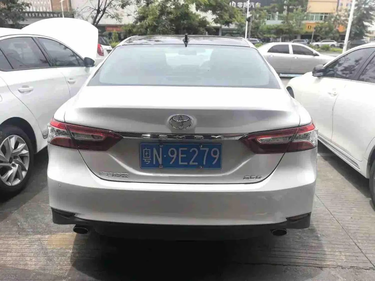Toyota 2021 Camry 2.5G Deluxe Edition Automatic Gear 3