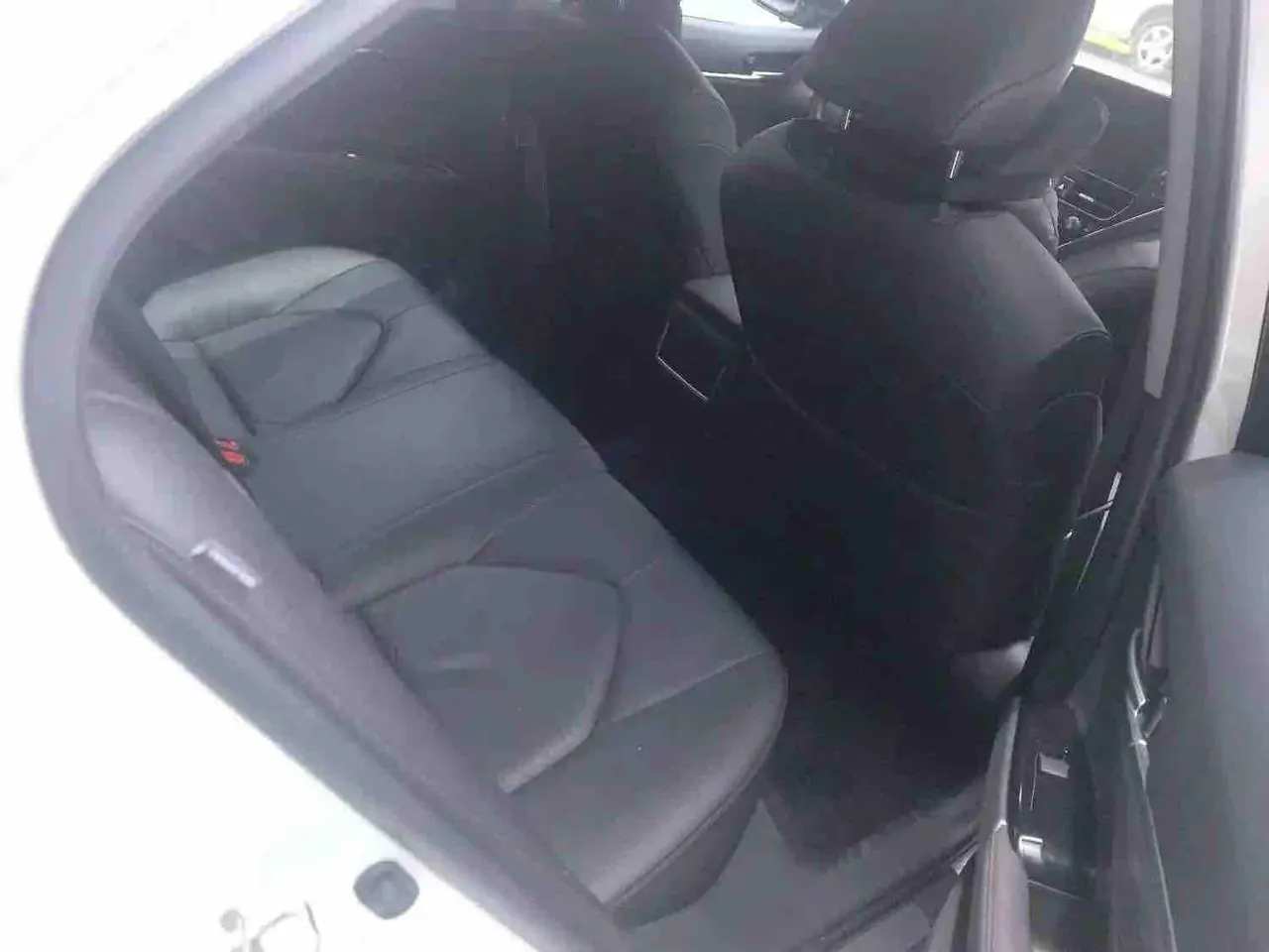 Toyota 2021 Camry 2.5G Deluxe Edition Automatic Gear 4