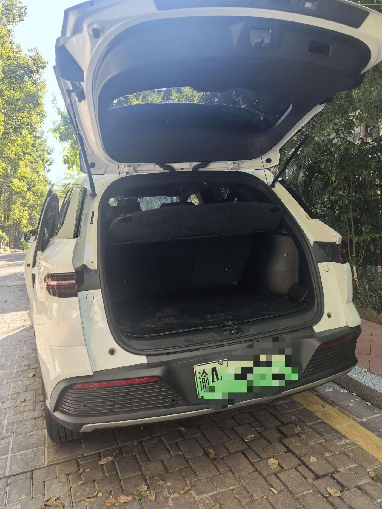 BYD 2023 Song Pro DM-i 1.5 Stepless Champion Edition Exceed 110KM Automatic 6