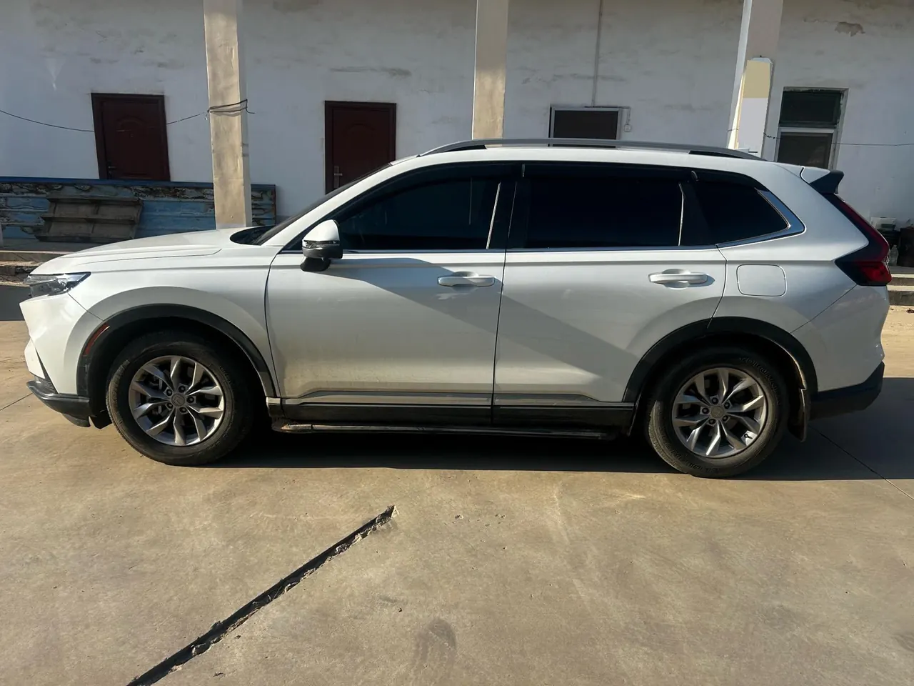 Honda 2023 CR-V 1.5T Stepless 240TURBO Two-Drive Turbo Edition 5-seat Automatic Gear 2