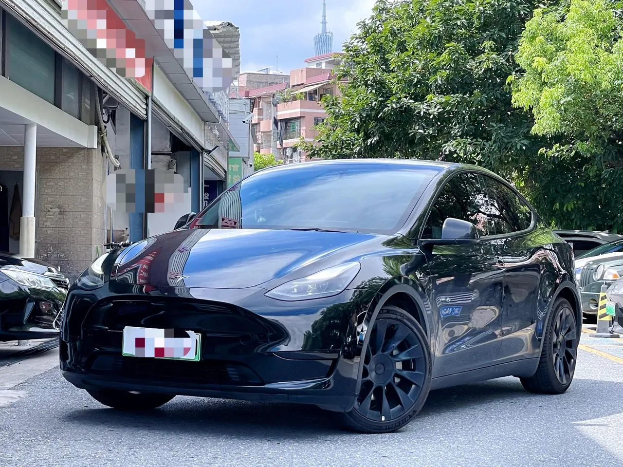 Tesla 2022 Model Y rear-wheel drive version automatic transmission - View 1