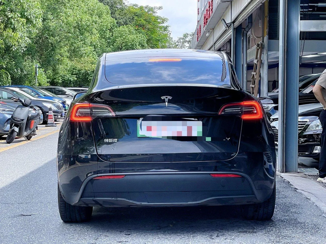 Tesla 2022 Model Y rear-wheel drive version automatic transmission 5