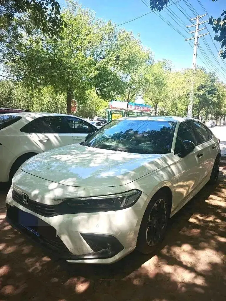 Открыть галерею: Honda 2022 Civic 1.5T Stepless 240TURBO Combustion Edition Automatic Gear