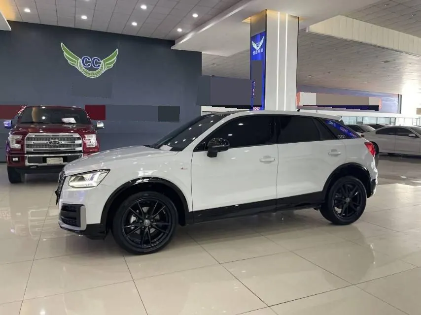 Audi 2021 Q2L 1.4TFSI 35TFSI Aggressive Dynamic Automatic 2
