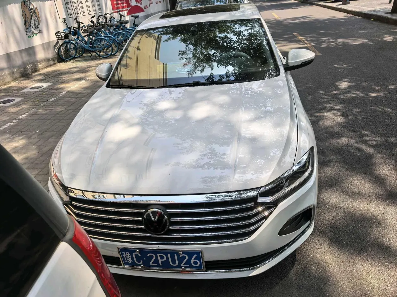 Volkswagen 2024 LaVida 1.5 5 Million Edition Automatic 2