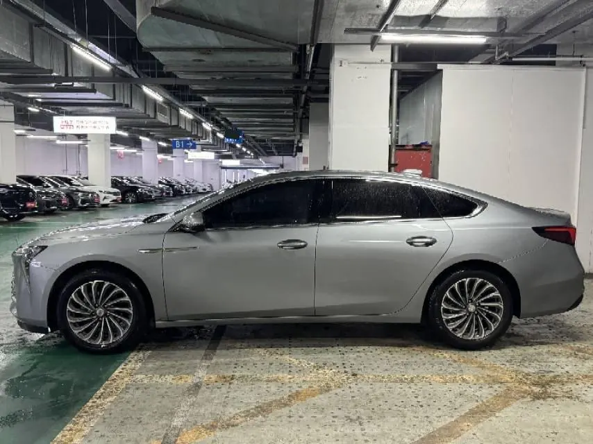 Buick 2023 LaCrosse 48V 2.0T 28T More Premium Edition Automatic Gear 3