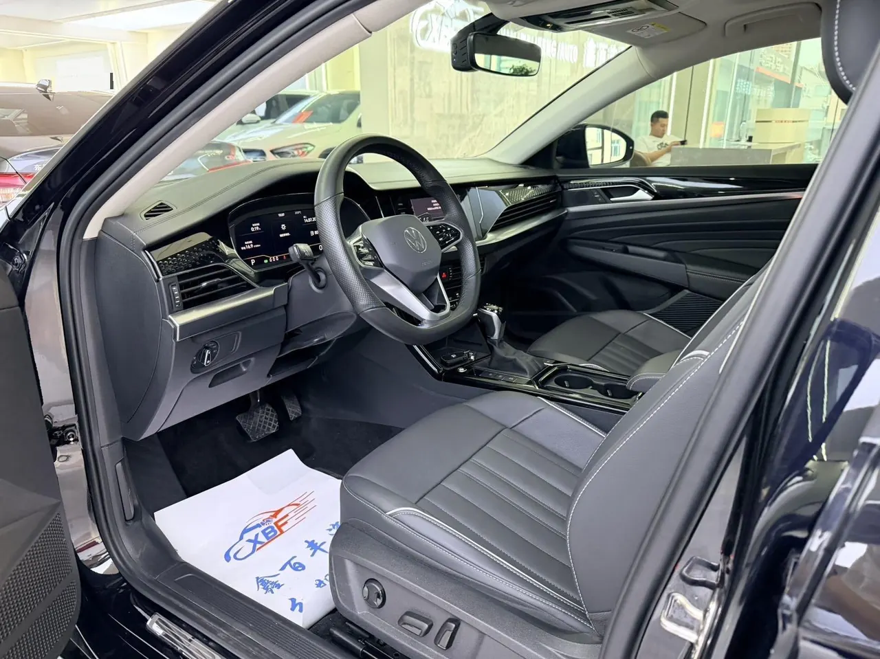 Volkswagen 2023 Passat 2.0TSI 330TSI Star Elite Edition Automatic Gear 3
