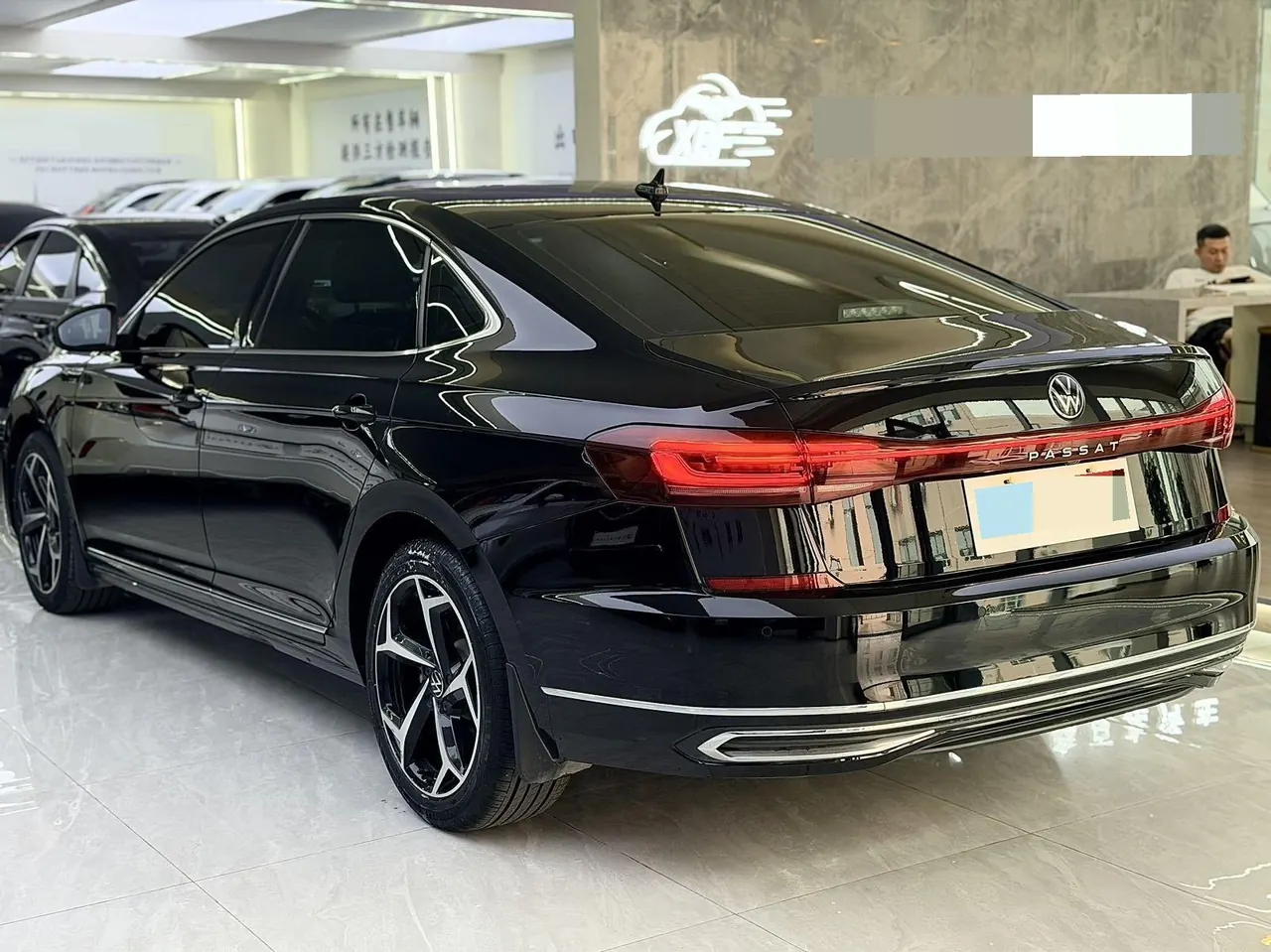 Volkswagen 2023 Passat 2.0TSI 330TSI Star Elite Edition Automatic Gear 7