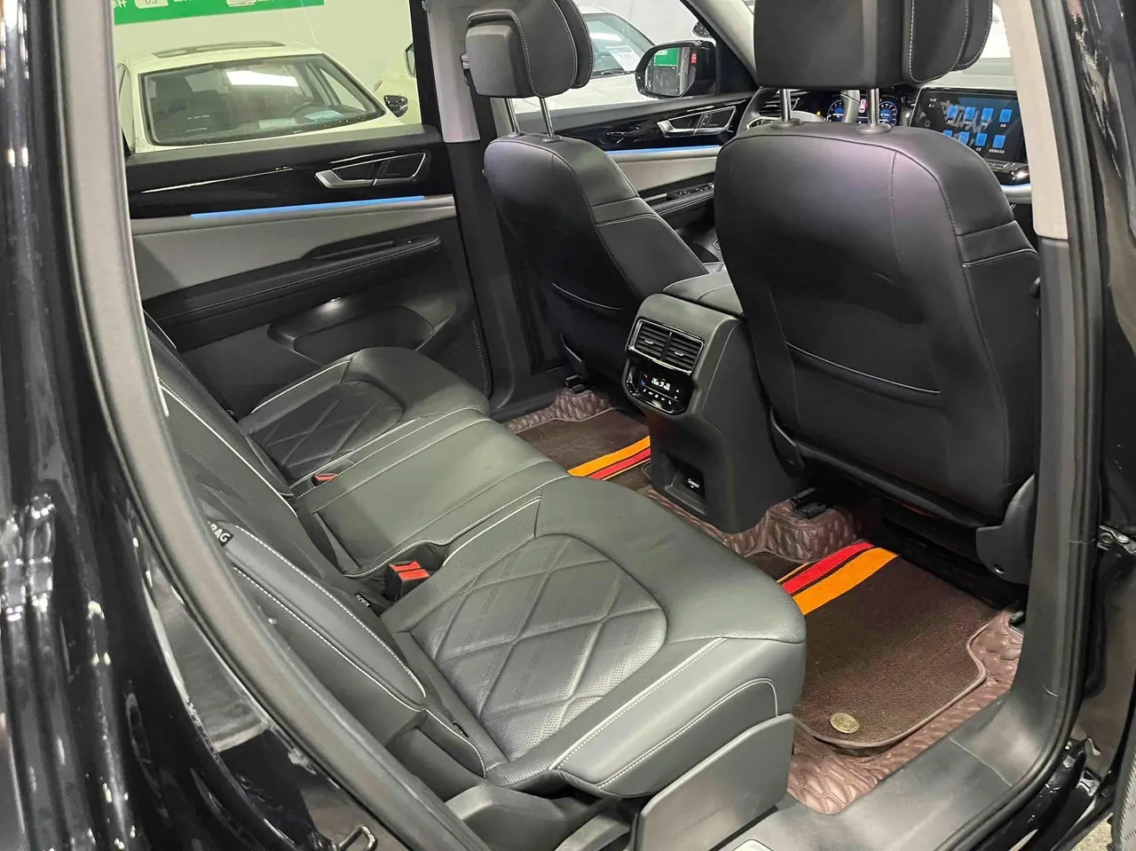 Volkswagen 2022 Tuang 2.0TSI 380TSI 4WD Respect Flagship Automatic Transmission 5