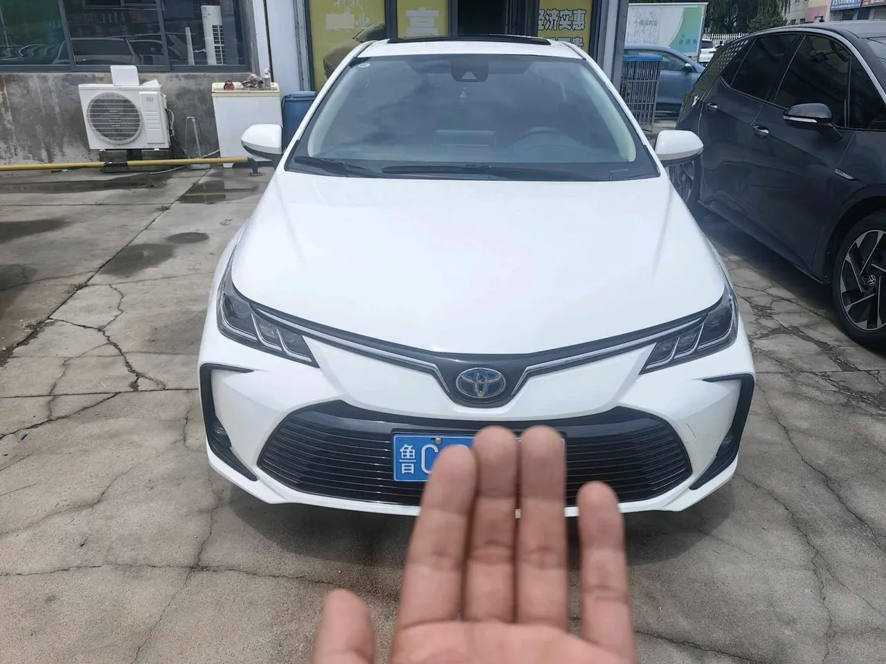 Toyota 2021 Corolla Double Engine 1.8 Stepless Elite Automatic Gear 2