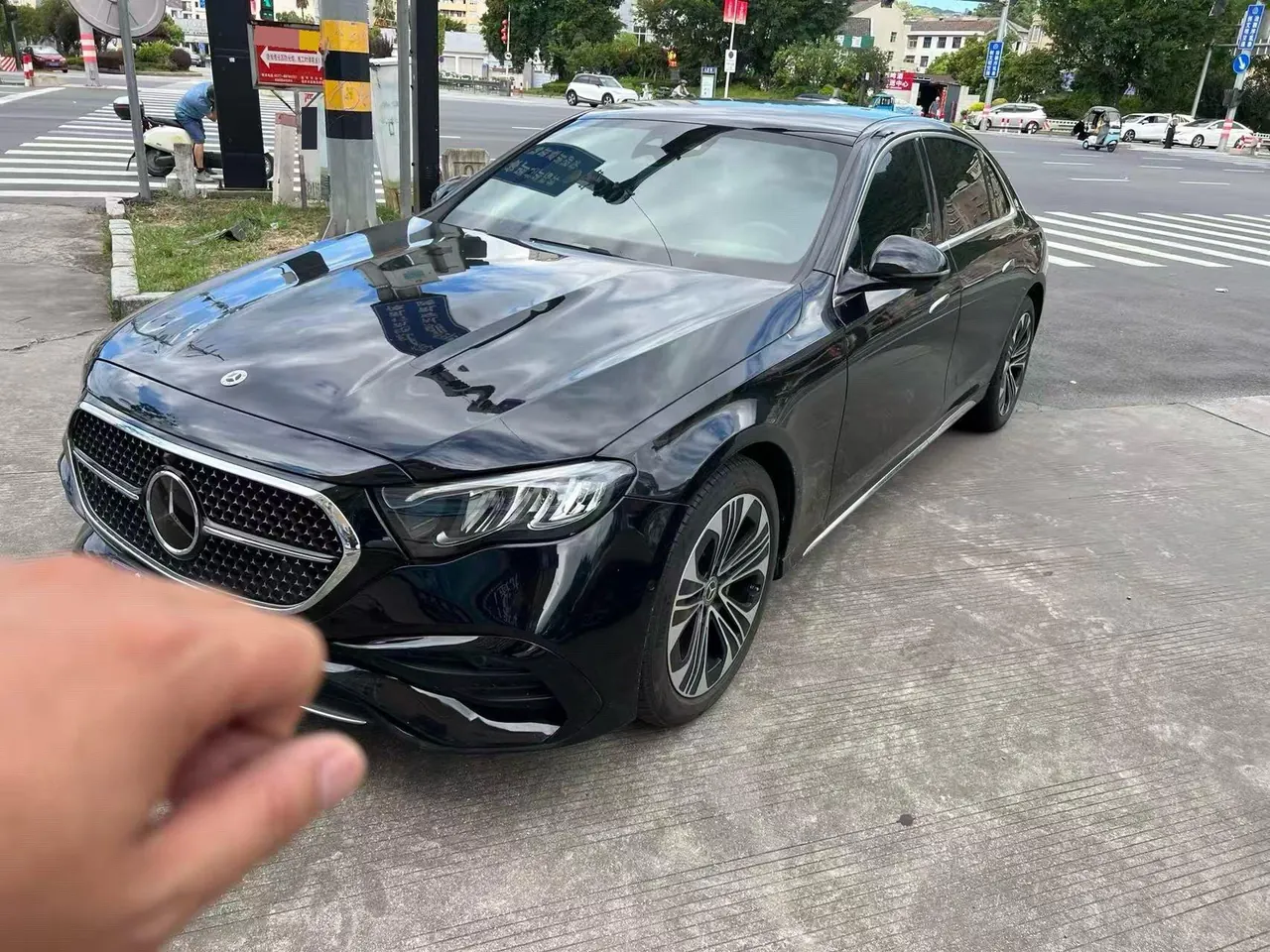 Mercedes Benz E Class 2024 E 300 L 48V 2.0T Fashion Sports (Modified) Automatic Gear - View 1