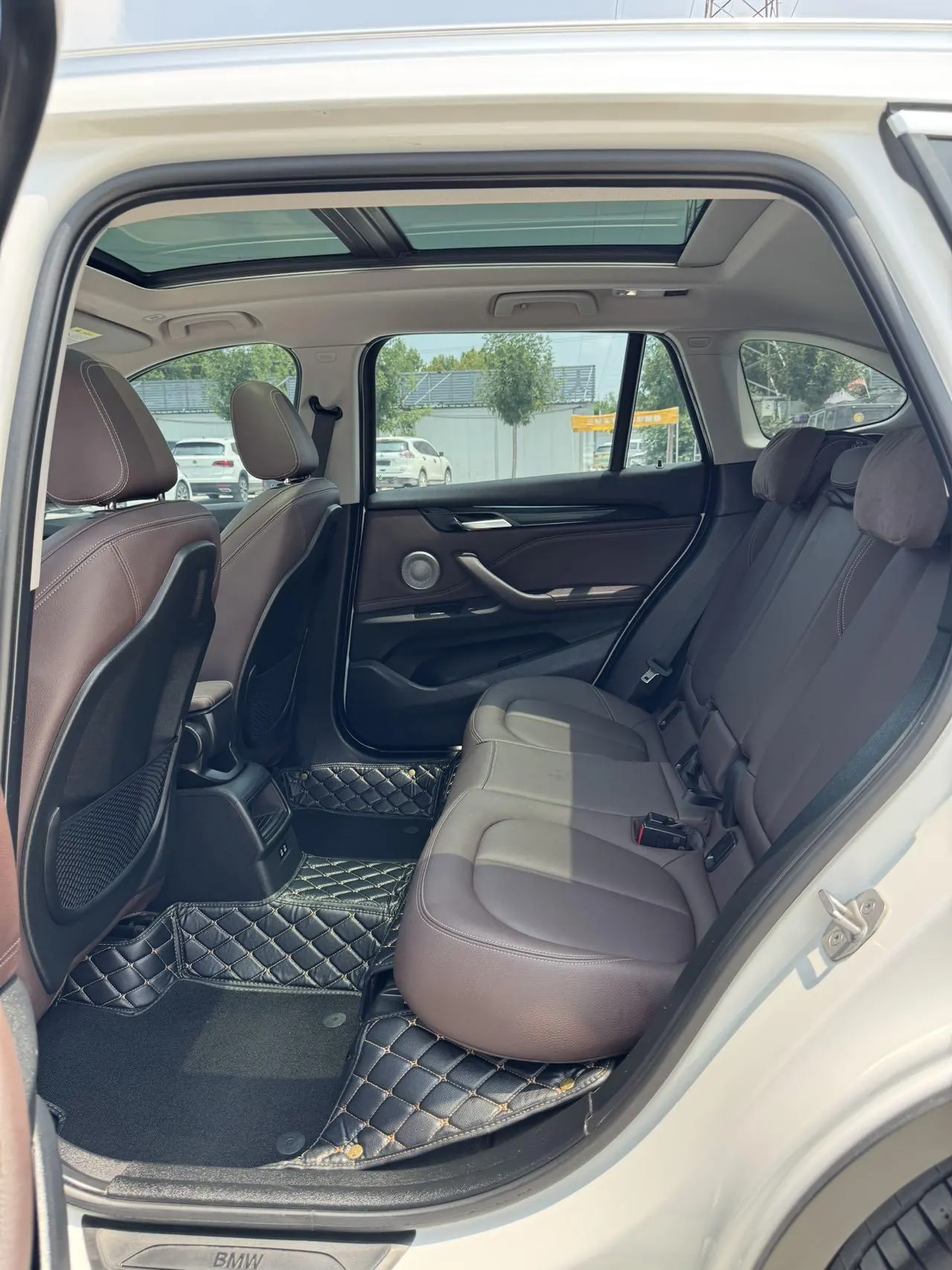 BMW 2022 X1 sDrive20Li 1.5T fashion automatic gear - View 1
