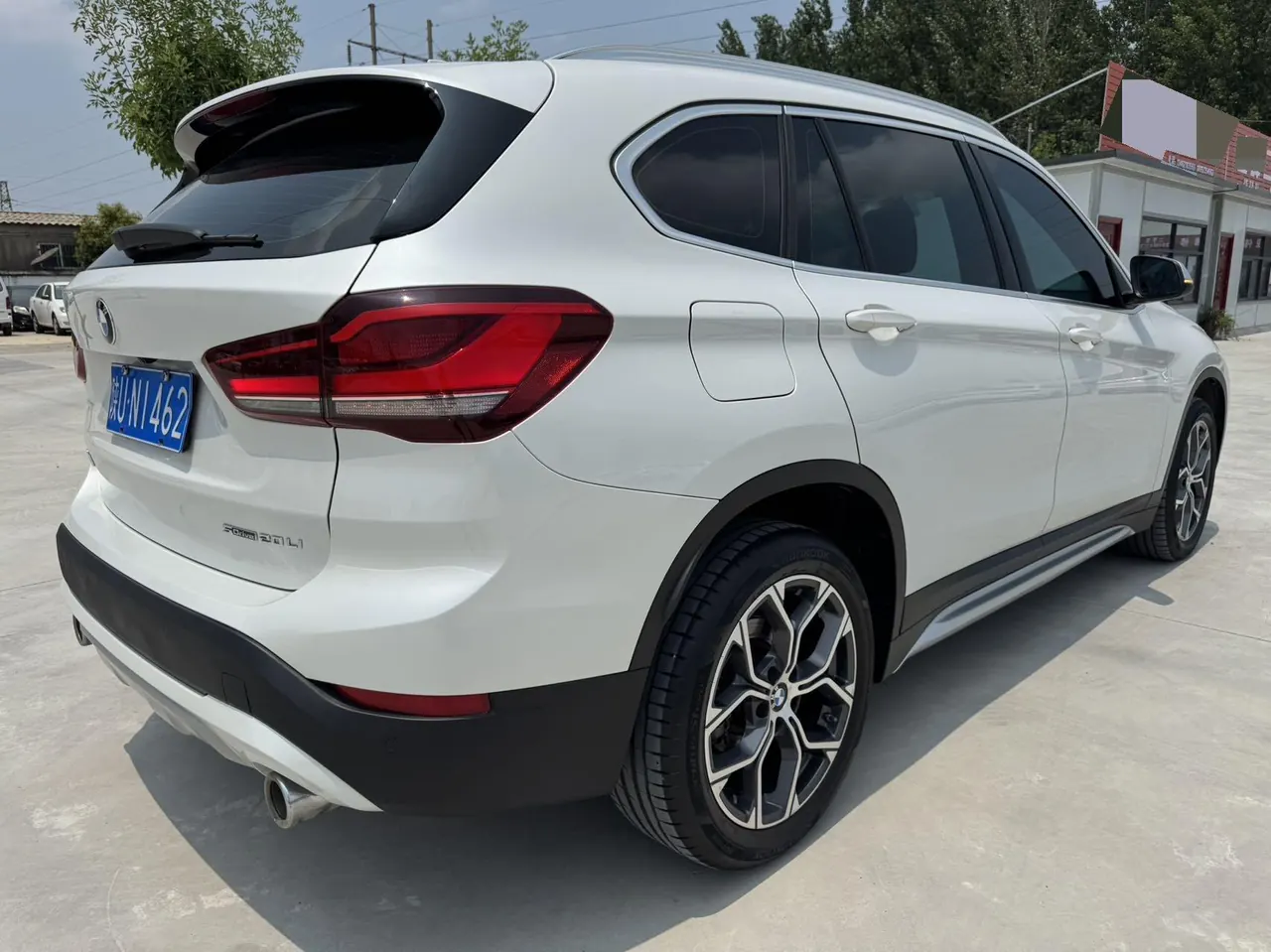 BMW 2022 X1 sDrive20Li 1.5T fashion automatic gear 8