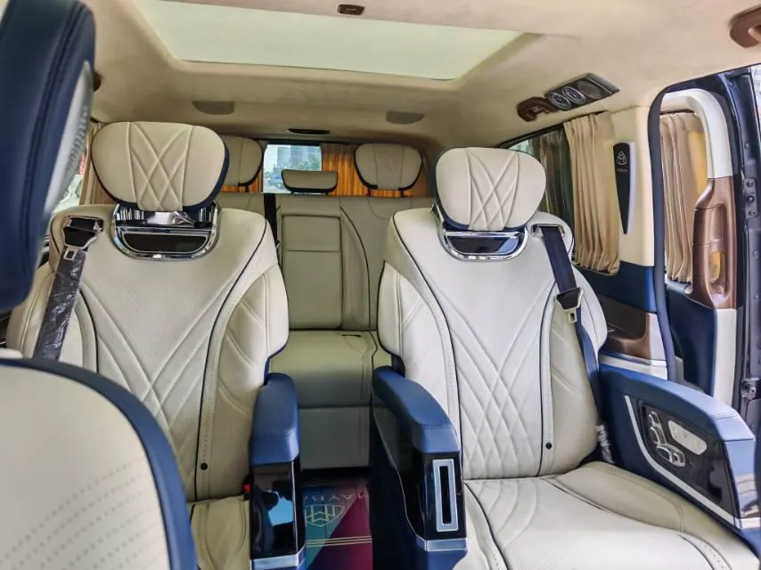 Mercedes Benz V 2022V 260 L 2.0T Premium Edition Automatic Gear 5
