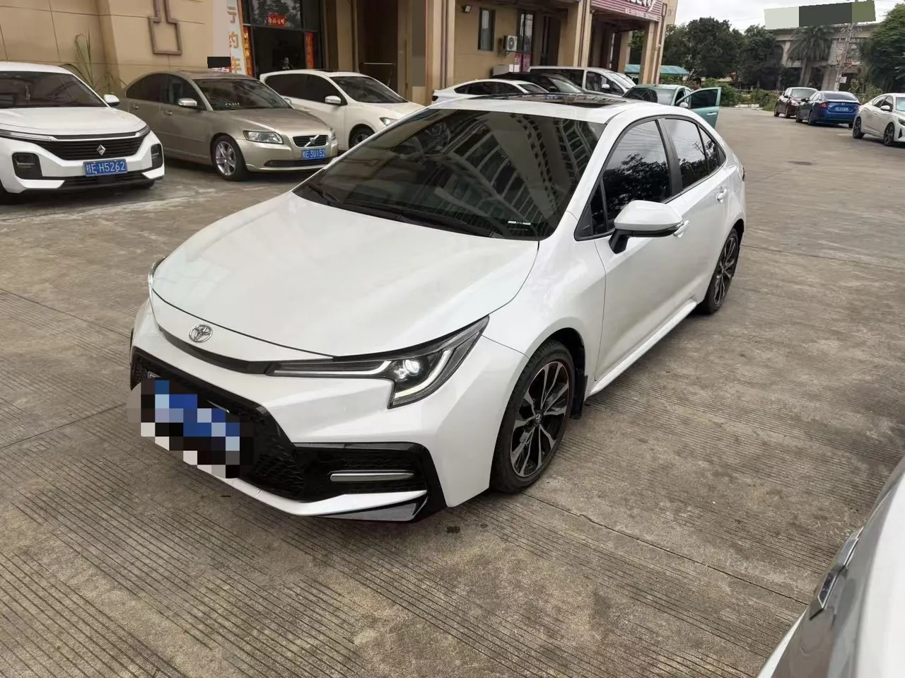Открыть галерею: Toyota 2022 Lei Ling 1.2T Stepless 185T Sports Edition Automatic Gear