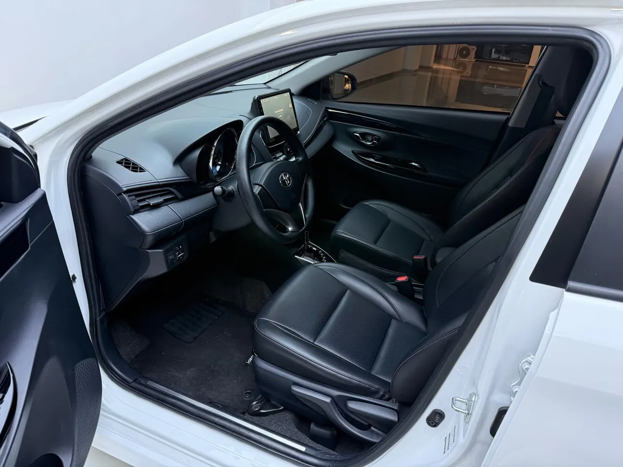 Toyota yaris 2021 YARiS L to dazzle X 1.5 stepless distinguished version of automatic gear 4