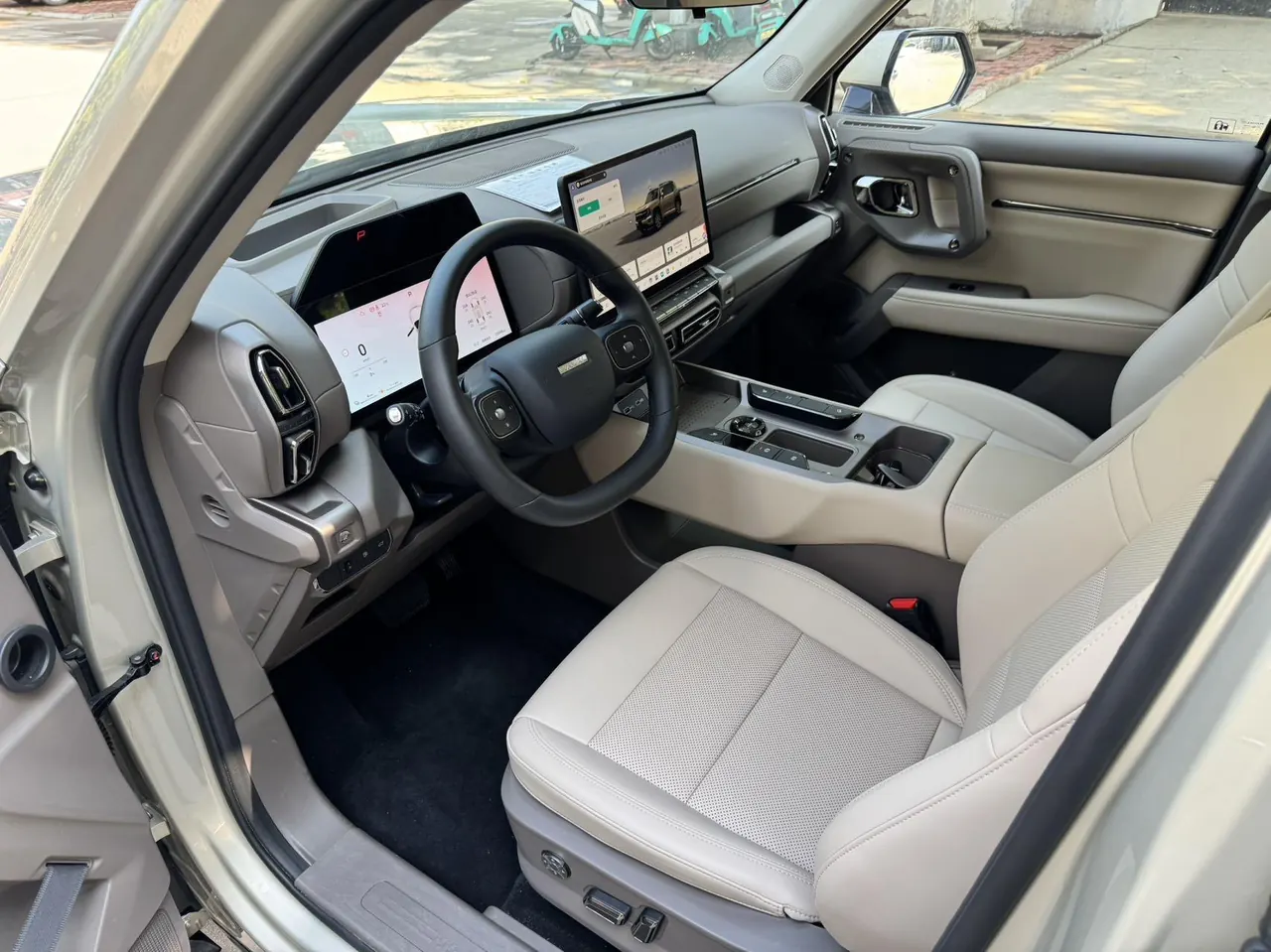 Haval 2026 big dog PLUS Hi4 1.5T 150km tidal wave electric version automatic gear 3