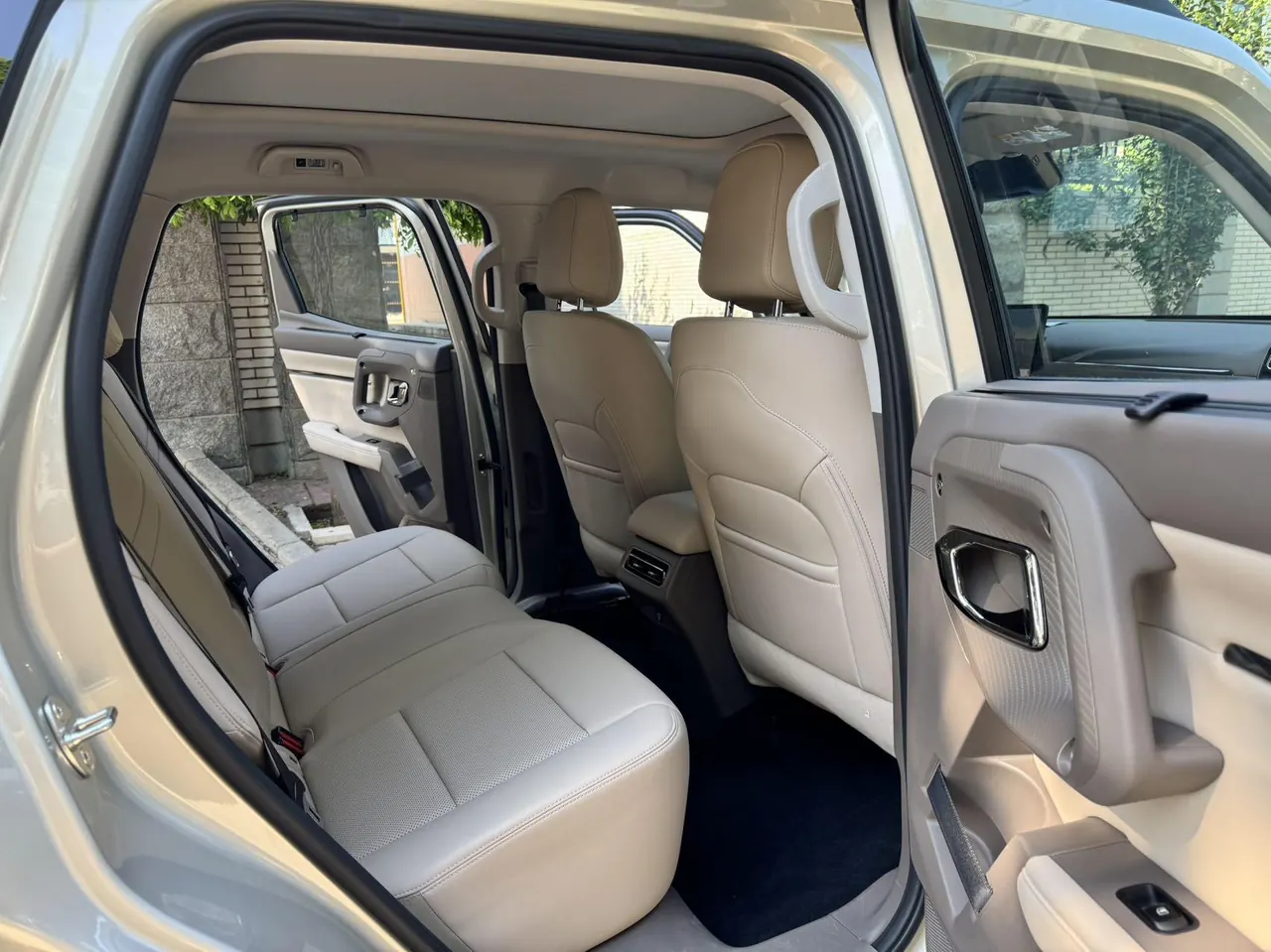Haval 2026 big dog PLUS Hi4 1.5T 150km tidal wave electric version automatic gear 6