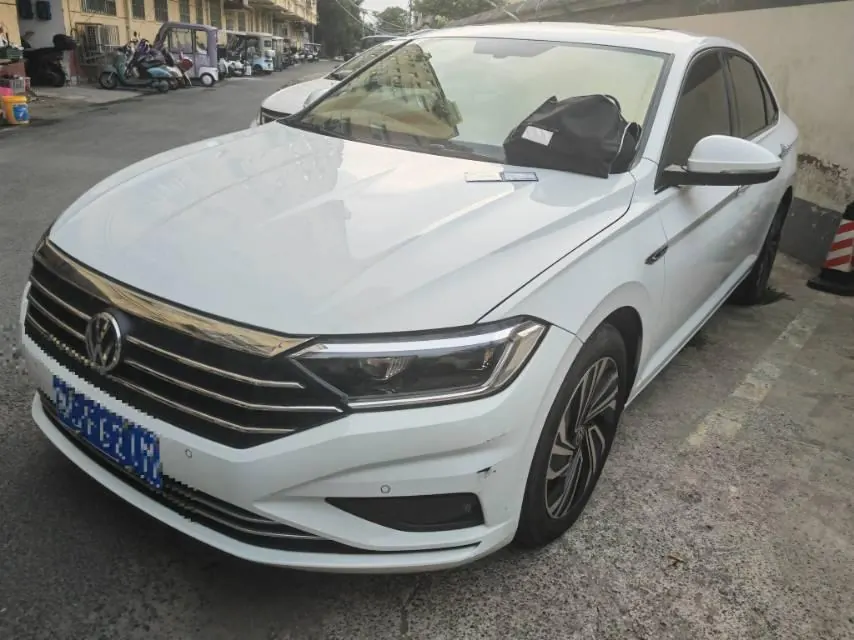 Volkswagen 2020 Sagitar 1.4TSI 280TSI Luxury Automatic Transmission - View 1