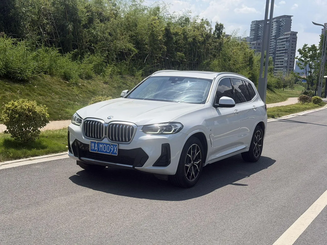 BMW 2022 X3 xDrive25i 2.0T M sports suit automatic gear - View 1