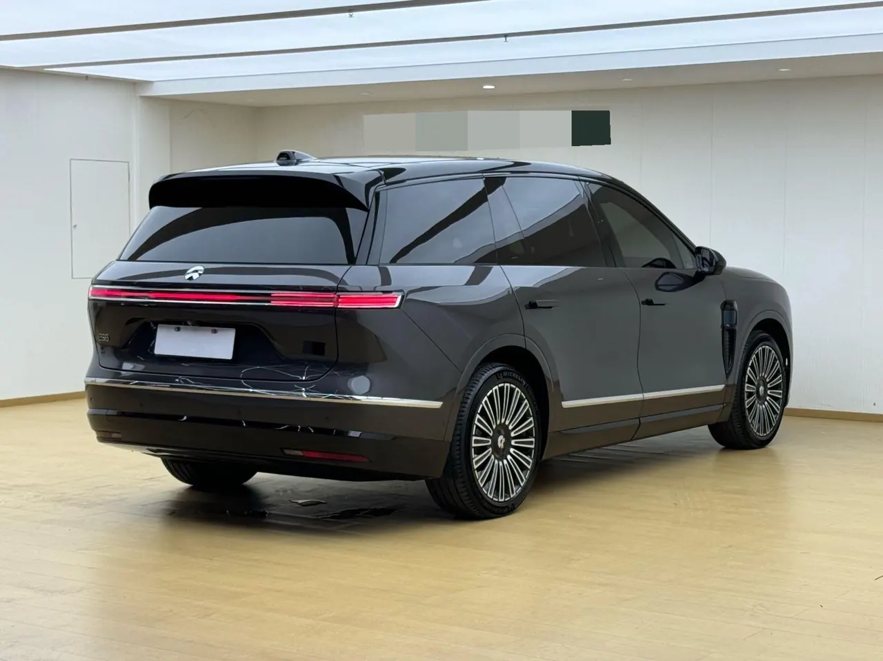 NIO 2026 ES8 6-seat executive deluxe automatic gear 9