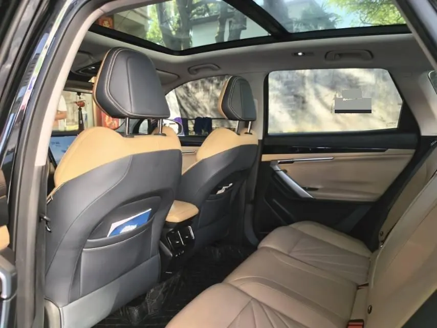 Geely 2023 Boyue L 1.5TD Honorable Automatic Transmission 3