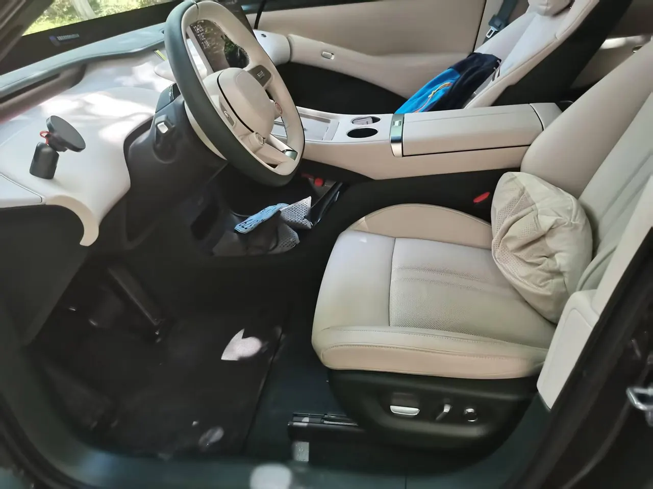 MI 2025 YU7 Long Endurance Rear Drive Automatic Gear 3