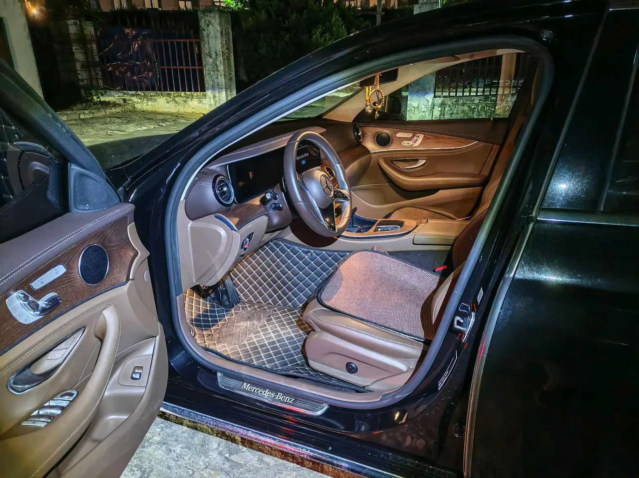Mercedes Benz E-Class 2023 E 300 L 2.0T Fashion Automatic Gear 11
