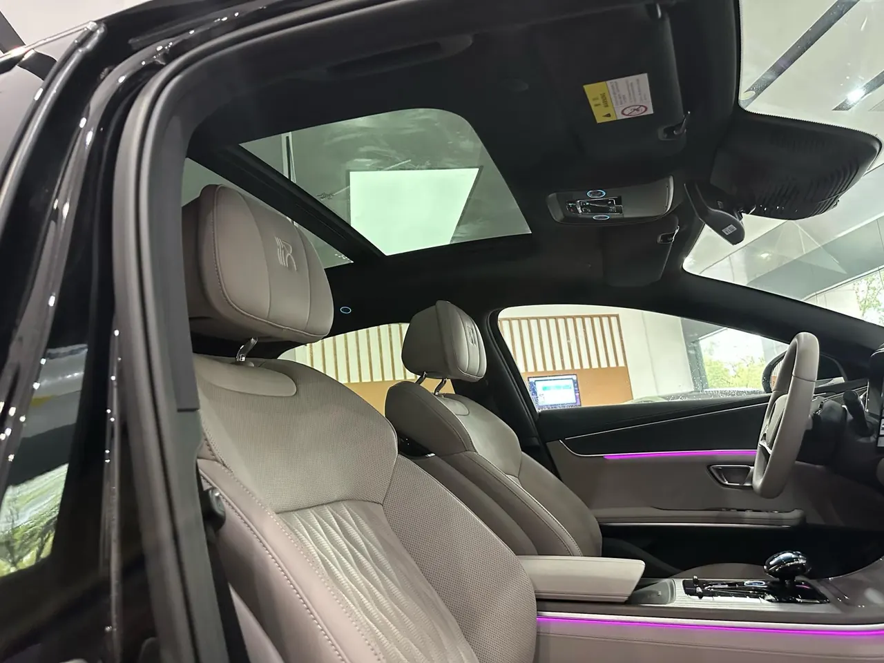 BYD 2025 Han DM-i 1.5T stepless smart driving version 125KM laser Radar flagship automatic gear 12