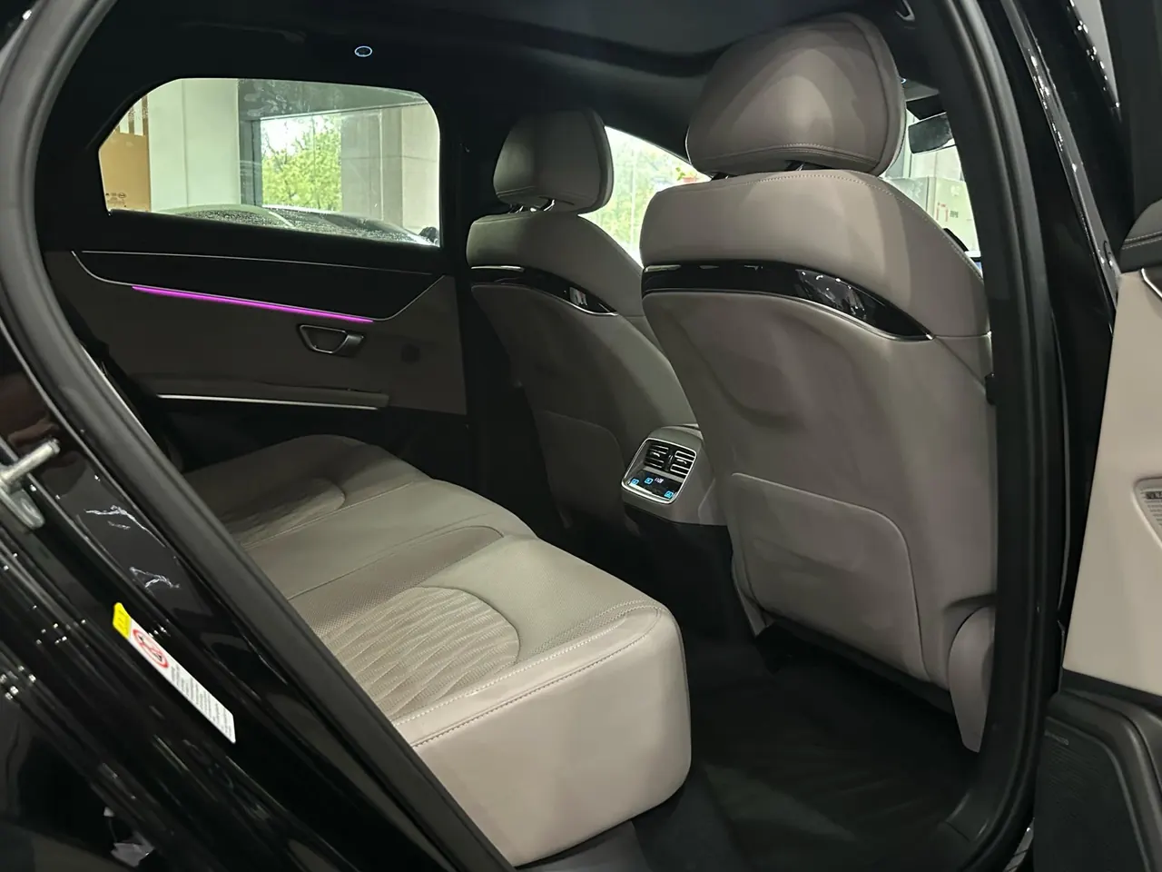 BYD 2025 Han DM-i 1.5T stepless smart driving version 125KM laser Radar flagship automatic gear 5
