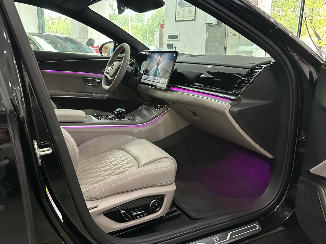BYD 2025 Han DM-i 1.5T stepless smart driving version 125KM laser Radar flagship automatic gear 7
