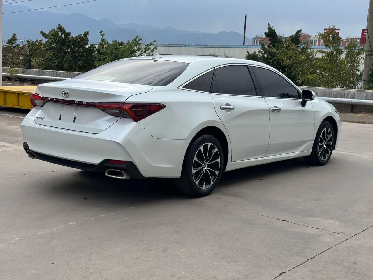 Toyota 2022 Asian Dragon 2.0 Stepless Deluxe Edition Automatic Gear 9