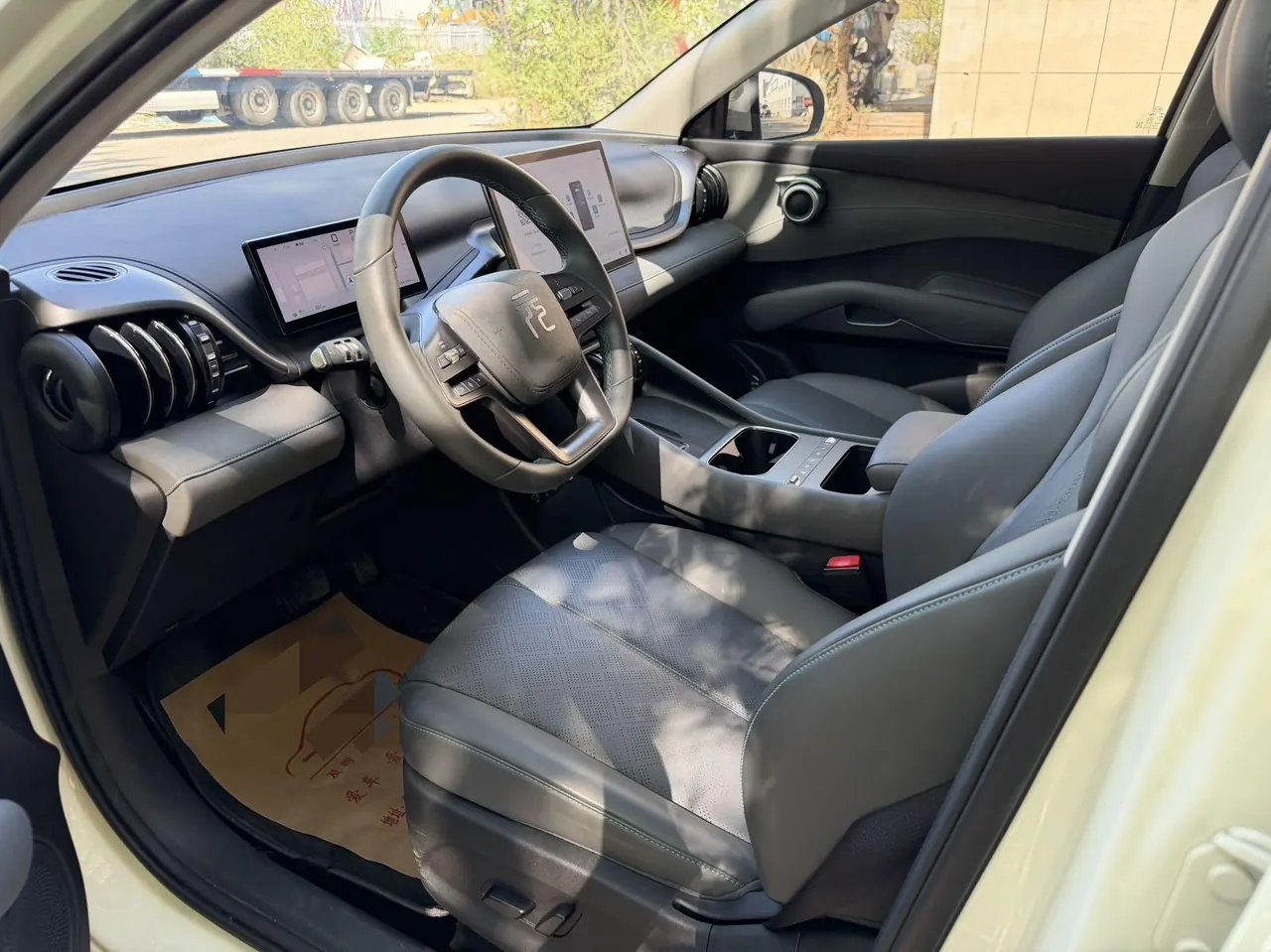 BYD Yuan PLUS 2025 Yuan PLUS Smart Driving Edition 510KM Exceed Automatic Gear 4